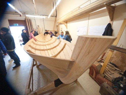 Tunring_the_boat4-00574