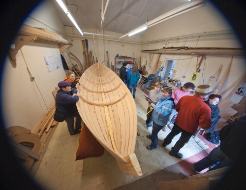 Tunring_the_boat5-00585